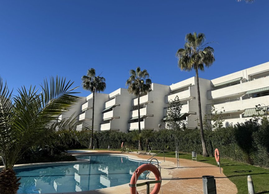 Resale - Apartment - Penthouse - Marbella - Guadalmina Baja