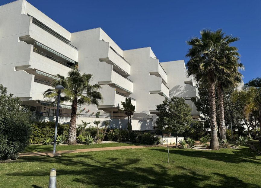 Resale - Apartment - Penthouse - Marbella - Guadalmina Baja