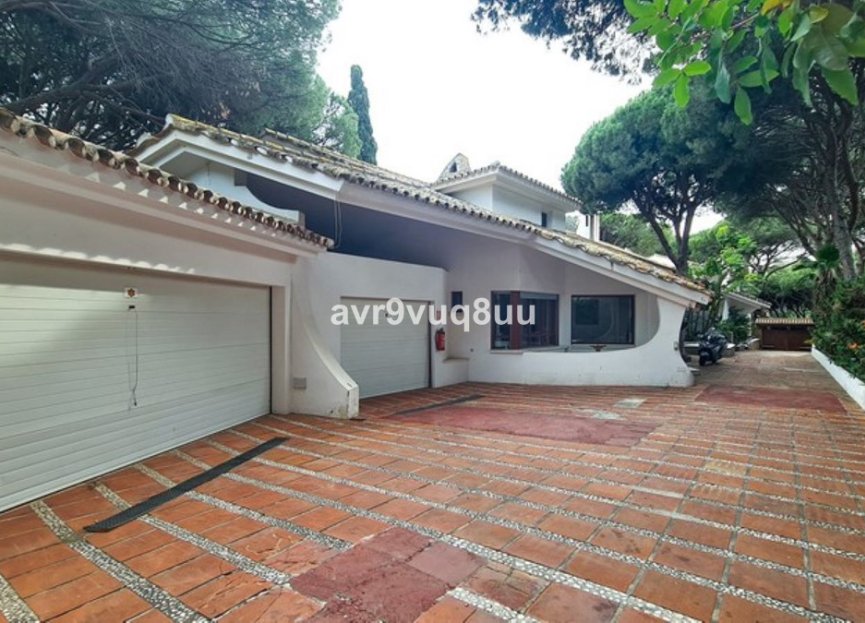 Resale - House - Detached Villa - Marbella - Cabopino