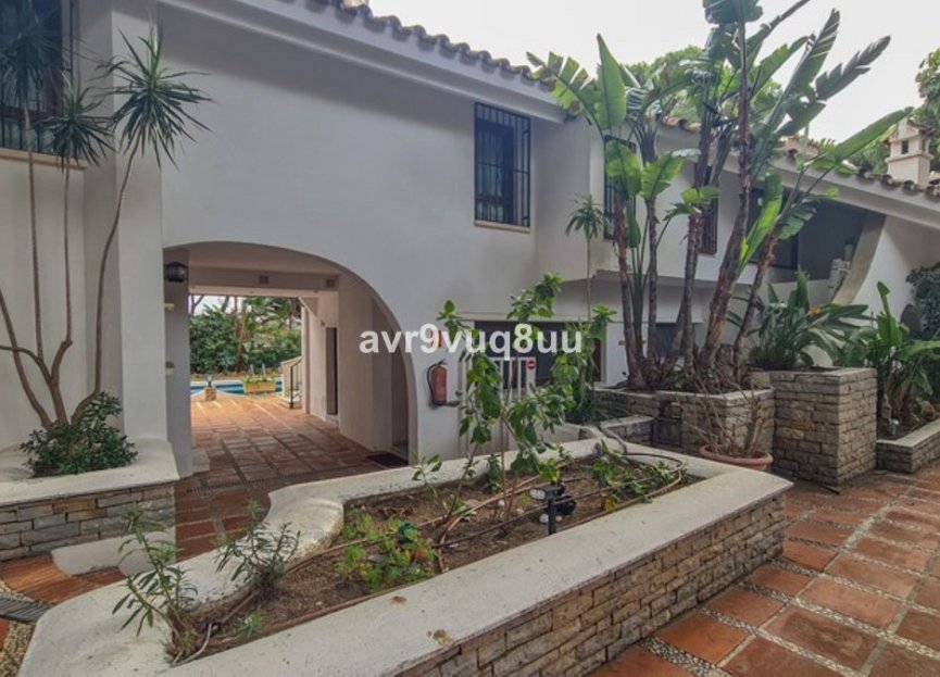 Resale - House - Detached Villa - Marbella - Cabopino