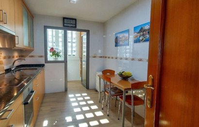 Resale - Apartment - Middle Floor Apartment - Fuengirola - Fuengirola Centro