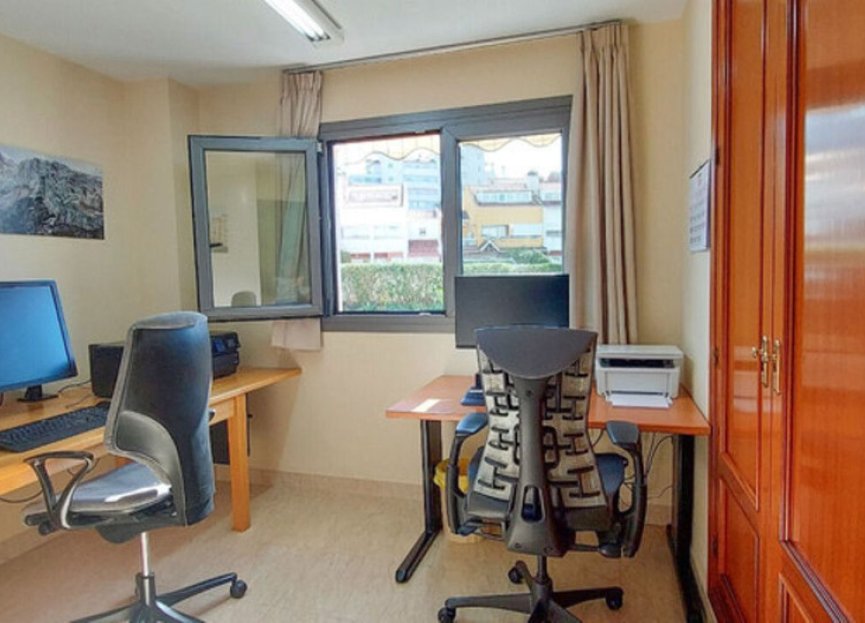 Resale - Apartment - Middle Floor Apartment - Fuengirola - Fuengirola Centro