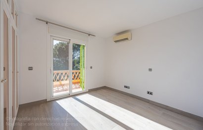 Reventa - House - Detached Villa - Estepona - Estepona Centro