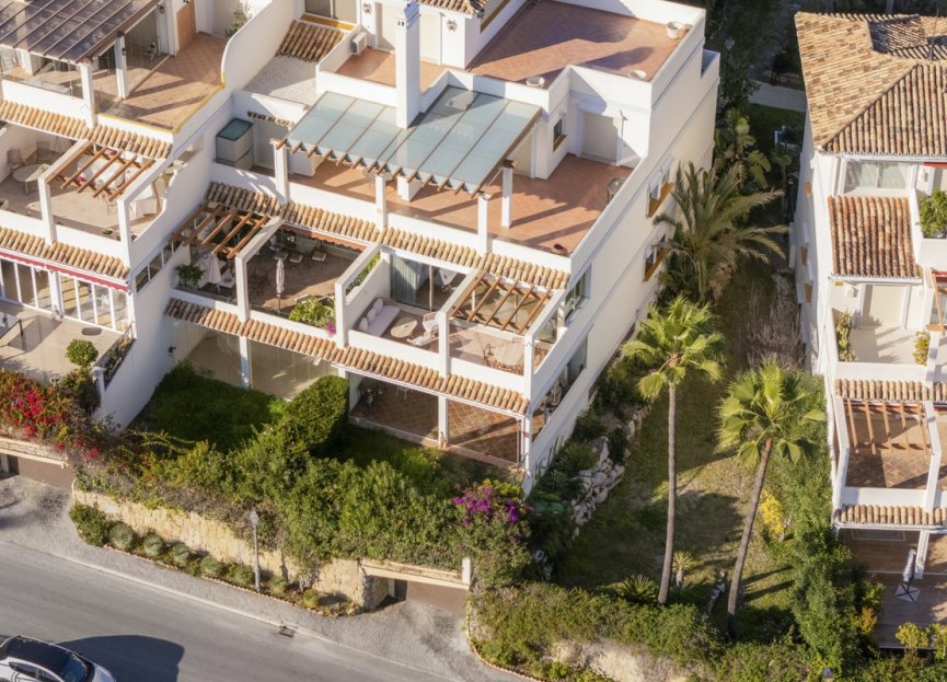 Resale - Apartment - Middle Floor Apartment - Marbella - Nueva Andalucia