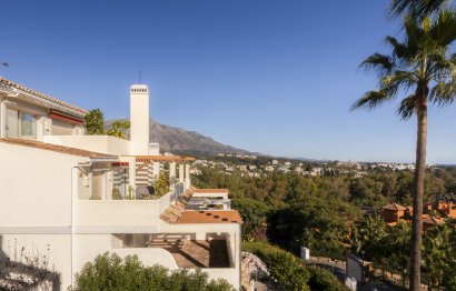 Resale - Apartment - Middle Floor Apartment - Marbella - Nueva Andalucia