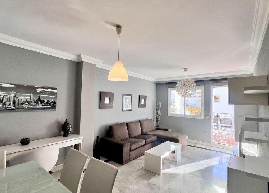 Resale - Apartment - Middle Floor Apartment - Marbella - Marbella Centro