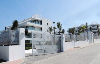 Resale - Apartment - Middle Floor Apartment - Estepona - New Golden Mile