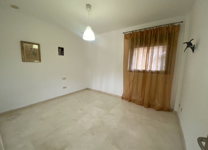 Reventa - Apartment - Middle Floor Apartment - Marbella - Guadalmina Alta