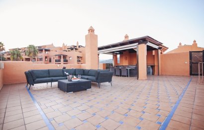 Resale - Apartment - Penthouse - Estepona - Atalaya