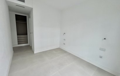 Resale - Apartment - Middle Floor Apartment - Fuengirola - Fuengirola Centro