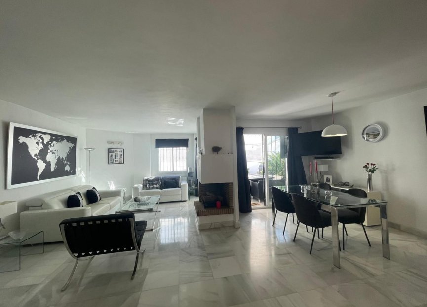 Resale - House - Townhouse - Marbella - Puerto Banús