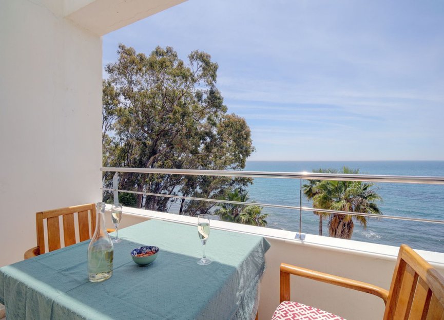 Resale - Apartment - Middle Floor Apartment - Estepona - Estepona Centro