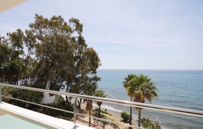 Resale - Apartment - Middle Floor Apartment - Estepona - Estepona Centro