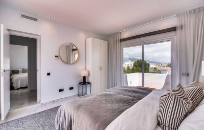 Resale - Apartment - Penthouse - Marbella - Puerto Banús