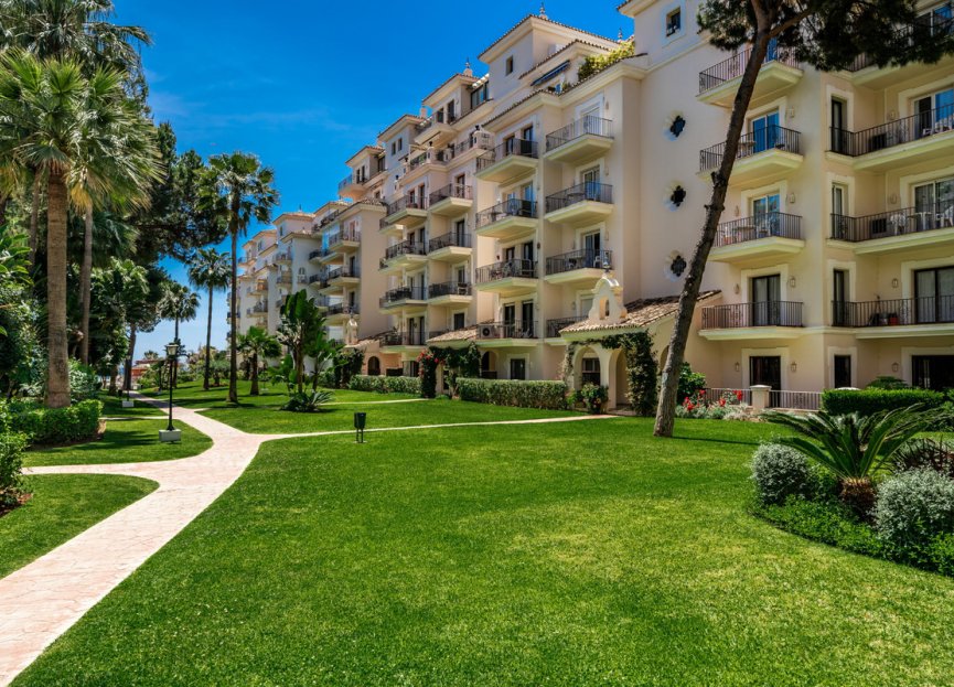 Resale - Apartment - Penthouse - Marbella - Puerto Banús