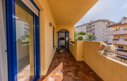 Resale - Apartment - Middle Floor Apartment - Marbella - Marbella Centro