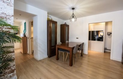 Resale - Apartment - Middle Floor Apartment - Marbella - Marbella Centro