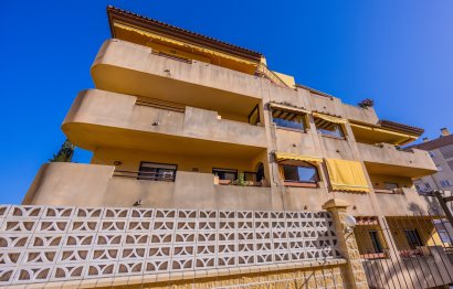 Resale - Apartment - Middle Floor Apartment - Marbella - Marbella Centro