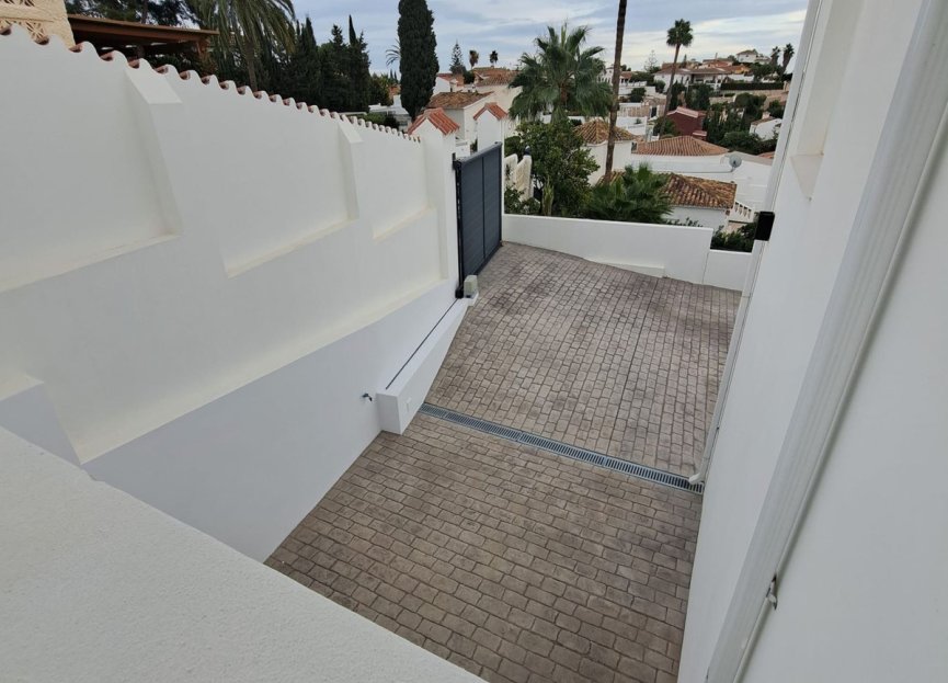 Resale - House - Detached Villa - Benalmádena - Benalmadena Centro