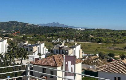 Resale - Apartment - Top Floor Apartment - Estepona - Estepona Centro