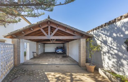 Resale - House - Detached Villa - Marbella - Marbella Centro