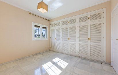 Resale - House - Detached Villa - Marbella - Marbella Centro