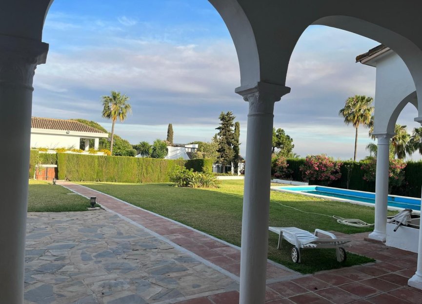 Resale - House - Detached Villa - Marbella - Hacienda Las Chapas