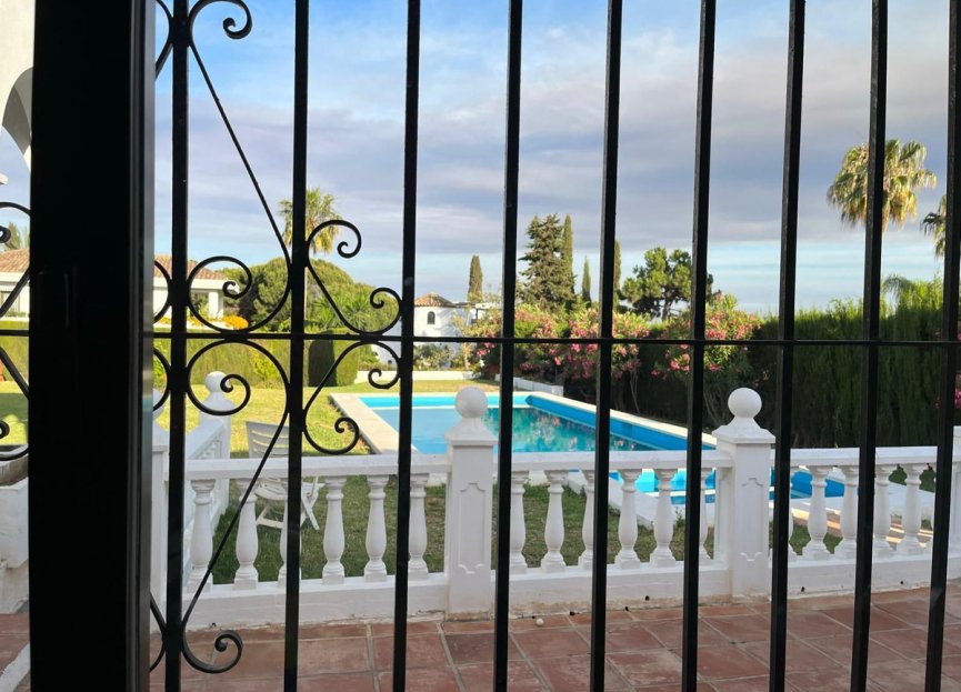 Resale - House - Detached Villa - Marbella - Hacienda Las Chapas