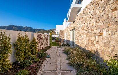 Resale - House - Detached Villa - Fuengirola - Fuengirola Centro