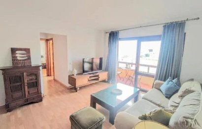 Resale - Apartment - Middle Floor Apartment - Estepona - Estepona Centro