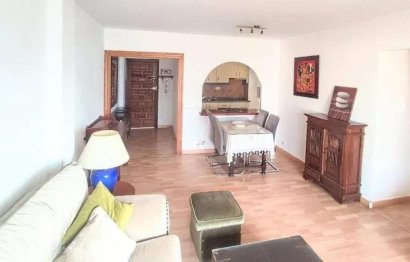 Resale - Apartment - Middle Floor Apartment - Estepona - Estepona Centro