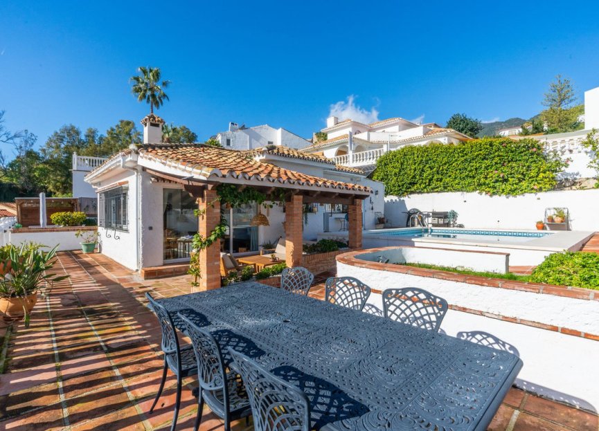 Resale - House - Detached Villa - Benalmádena - Benalmadena Pueblo