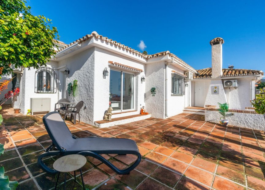 Resale - House - Detached Villa - Benalmádena - Benalmadena Pueblo