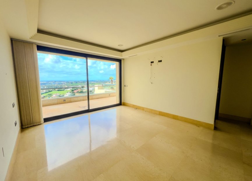 Resale - Apartment - Penthouse Duplex - Marbella - Nueva Andalucia