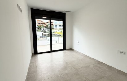 Resale - Apartment - Penthouse - Estepona - Estepona Centro