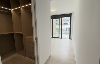 Resale - Apartment - Penthouse - Estepona - Estepona Centro