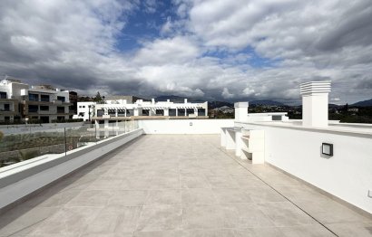 Resale - Apartment - Penthouse - Estepona - Estepona Centro