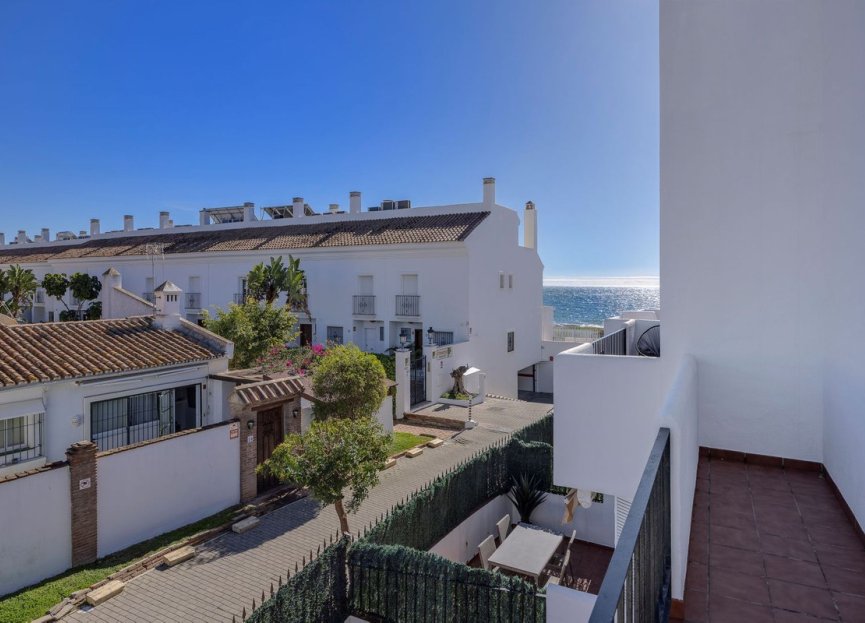 Resale - House - Townhouse - Estepona - Estepona Centro