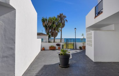 Resale - House - Townhouse - Estepona - Estepona Centro