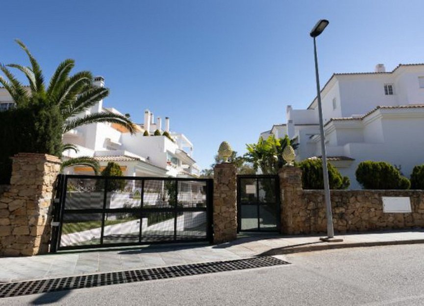 Resale - Apartment - Ground Floor Apartment - Marbella - Río Real