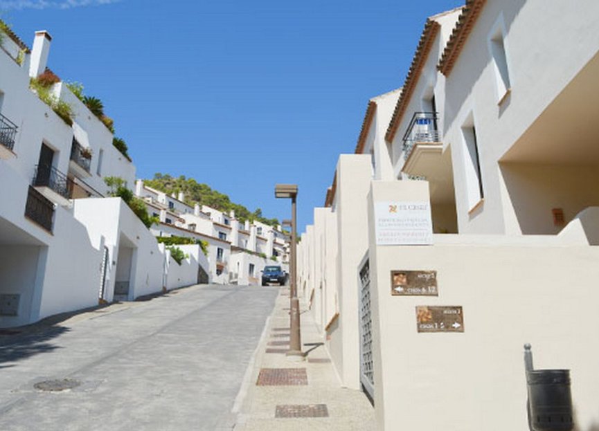 Resale - House - Townhouse - Benahavís - Benahavís Centro