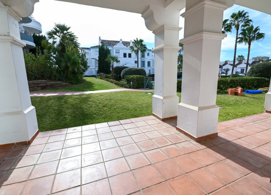 Resale - Apartment - Ground Floor Apartment - Marbella - Guadalmina Alta