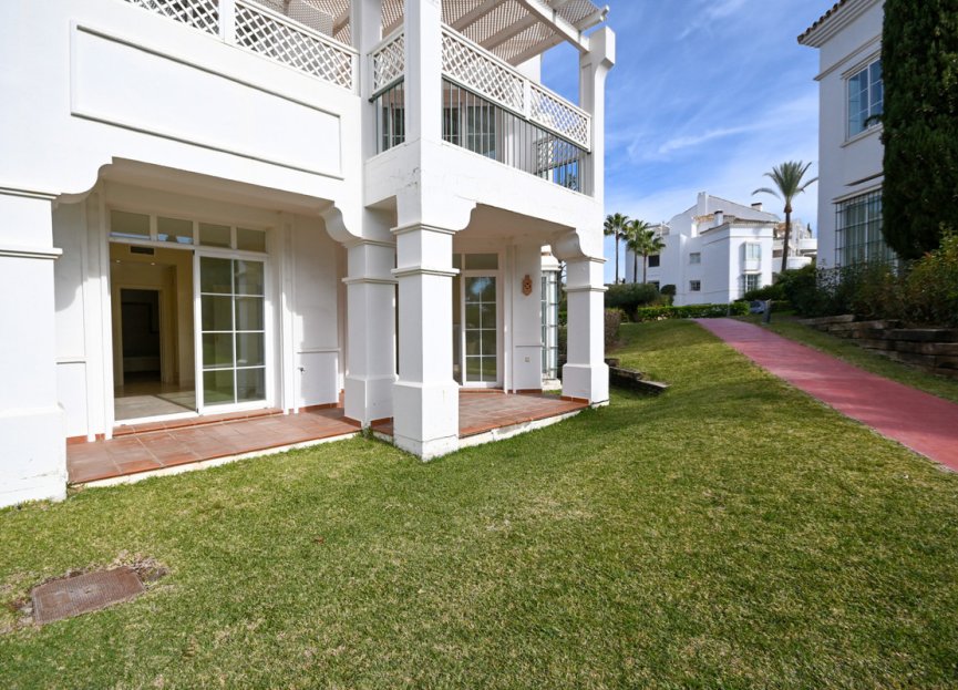 Resale - Apartment - Ground Floor Apartment - Marbella - Guadalmina Alta