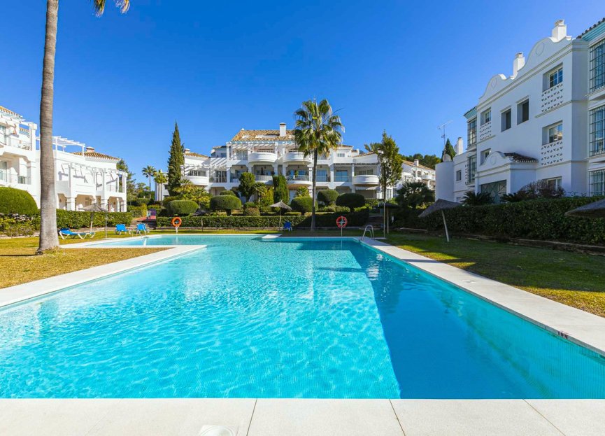 Resale - Apartment - Ground Floor Apartment - Marbella - Guadalmina Alta