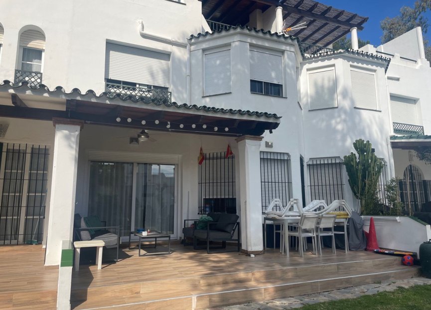 Resale - House - Townhouse - Marbella - Nueva Andalucia