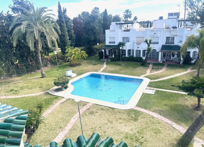 Resale - House - Townhouse - Marbella - Nueva Andalucia