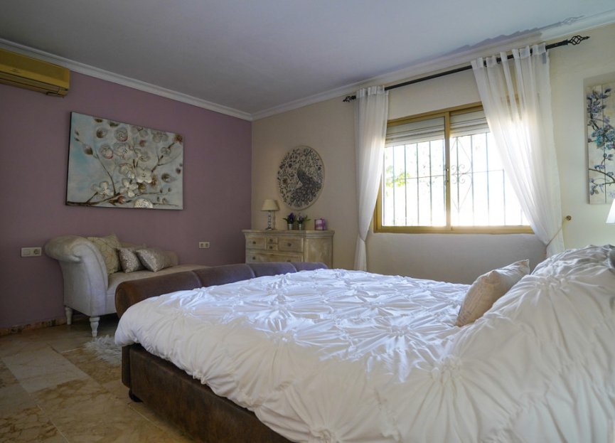 Reventa - House - Detached Villa - Estepona - Estepona Centro