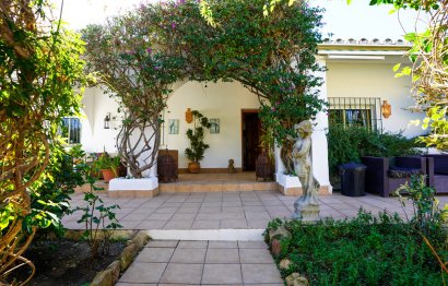 Reventa - House - Detached Villa - Estepona - Estepona Centro