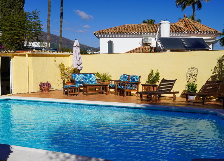 Reventa - House - Detached Villa - Estepona - Estepona Centro