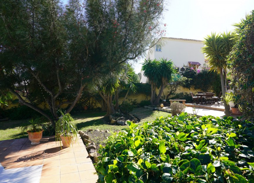 Reventa - House - Detached Villa - Estepona - Estepona Centro